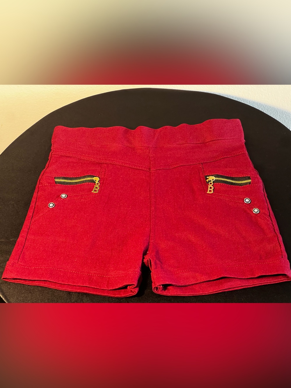 burgundy Colombian shorts in size x Large